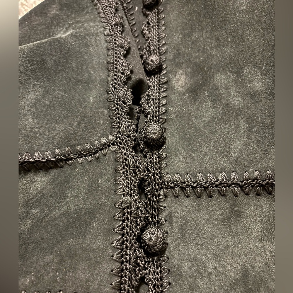 Suede Essentials Black Cropped Jacket Cardigan - image 6